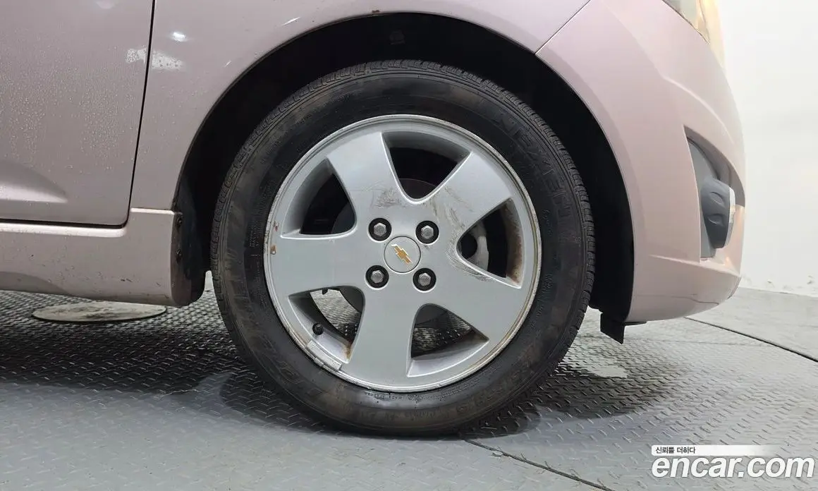 Chevrolet Spark 2012 1.0 автомат (гидро), фото 7