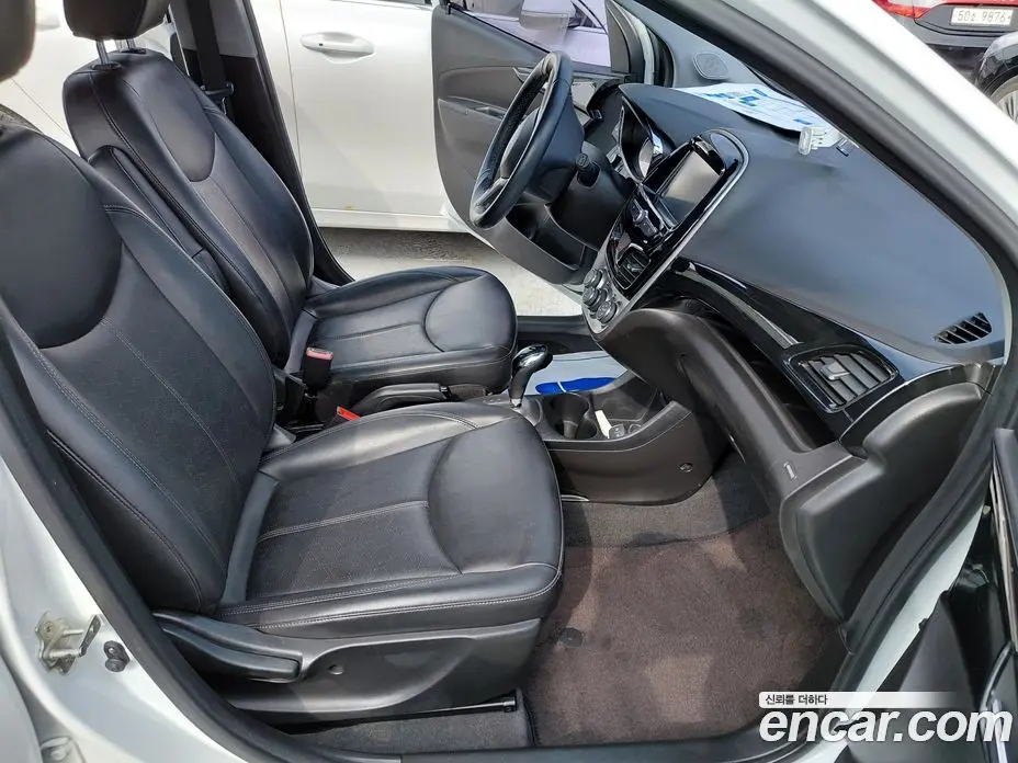Chevrolet Spark 2015 1.0 автомат (гидро), фото 18