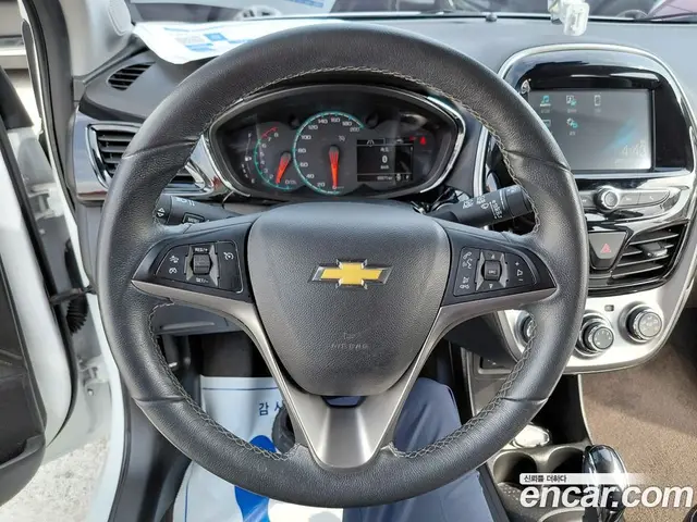 Chevrolet Spark 2015 1.0 автомат (гидро), миниатюра 7