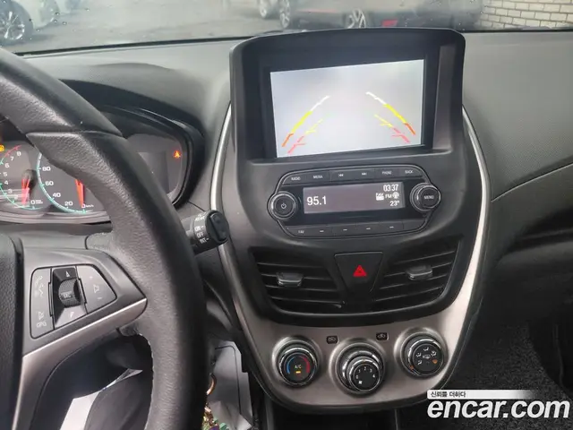 Chevrolet Spark 2016 1.0 автомат (гидро), миниатюра 7