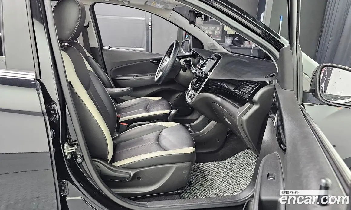 Chevrolet Spark 2017 1.0 автомат (гидро), фото 12
