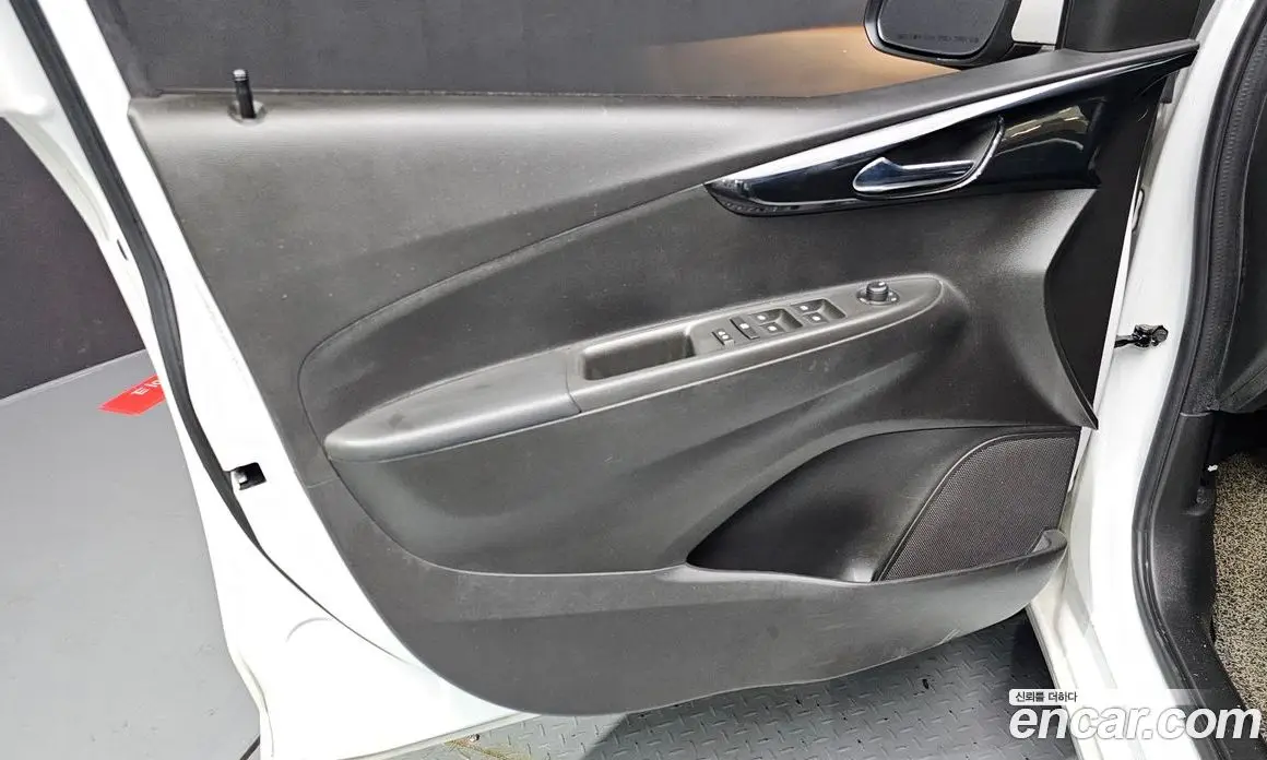 Chevrolet Spark 2020 1.0 автомат (гидро), фото 14