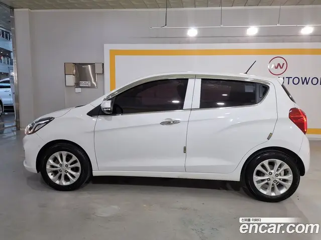Chevrolet Spark 2020 1.0 автомат (гидро), миниатюра 7