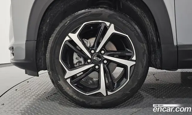 Chevrolet TrailBlazer 2023 1.3 автомат (гидро), миниатюра 5