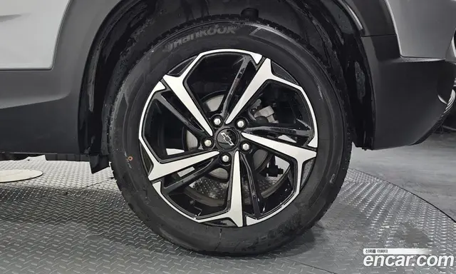 Chevrolet TrailBlazer 2023 1.3 автомат (гидро), миниатюра 7