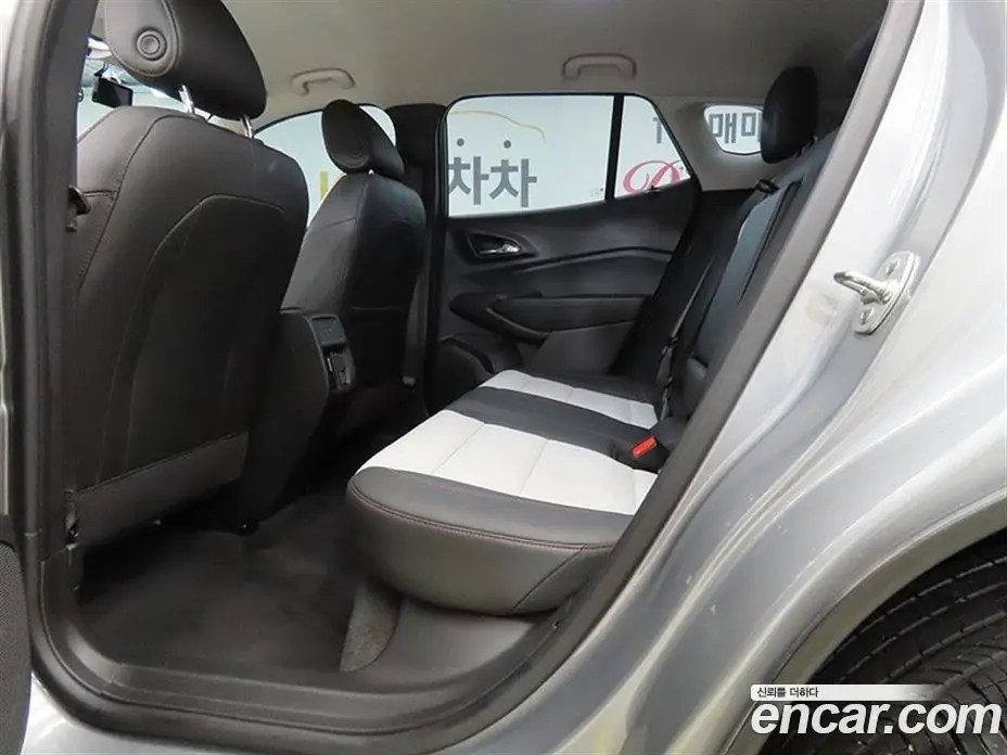 Chevrolet Trax 2024 1.2 автомат (гидро), фото 6