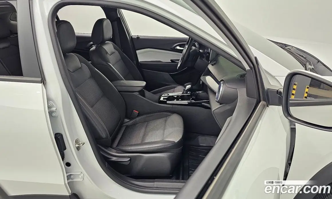 Chevrolet Trax 2024 1.2 автомат (гидро), фото 13