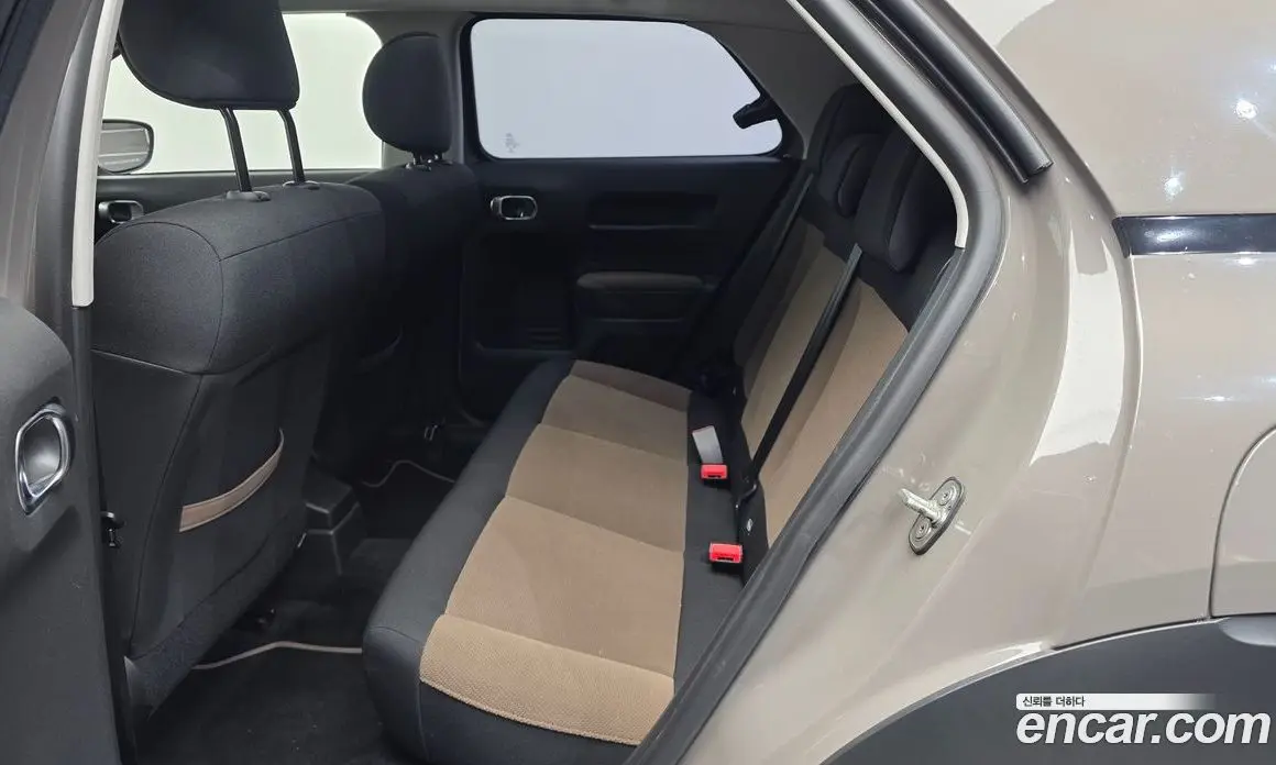 Citroen C4 Cactus 2016 1.6 автомат (гидро), фото 12