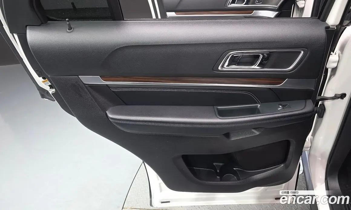 Ford Explorer 2018 3.5 автомат (гидро), фото 15