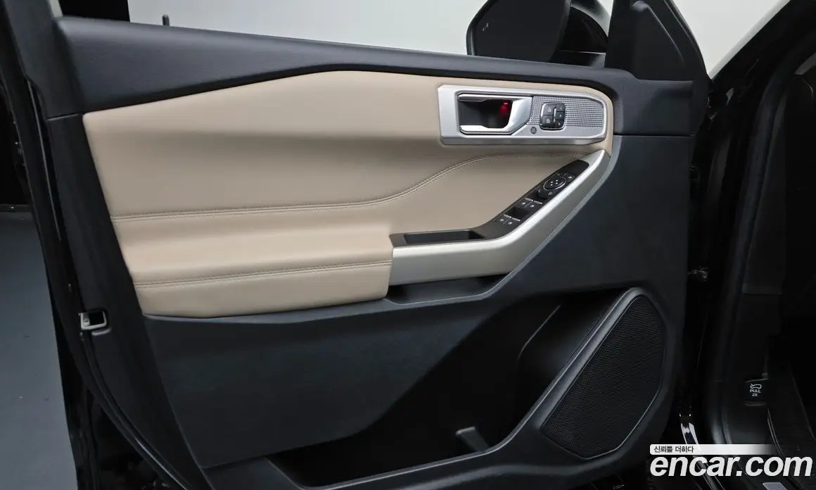 Ford Explorer 2021 2.3 автомат (гидро), фото 13