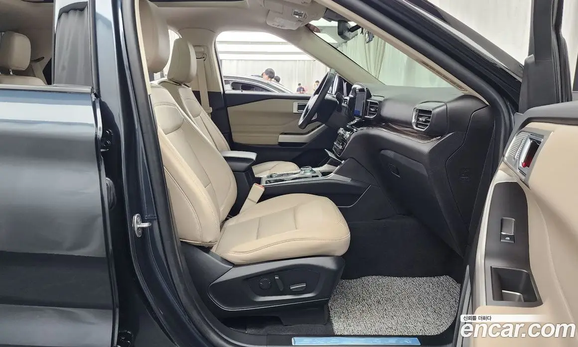 Ford Explorer 2023 2.3 автомат (гидро), фото 17