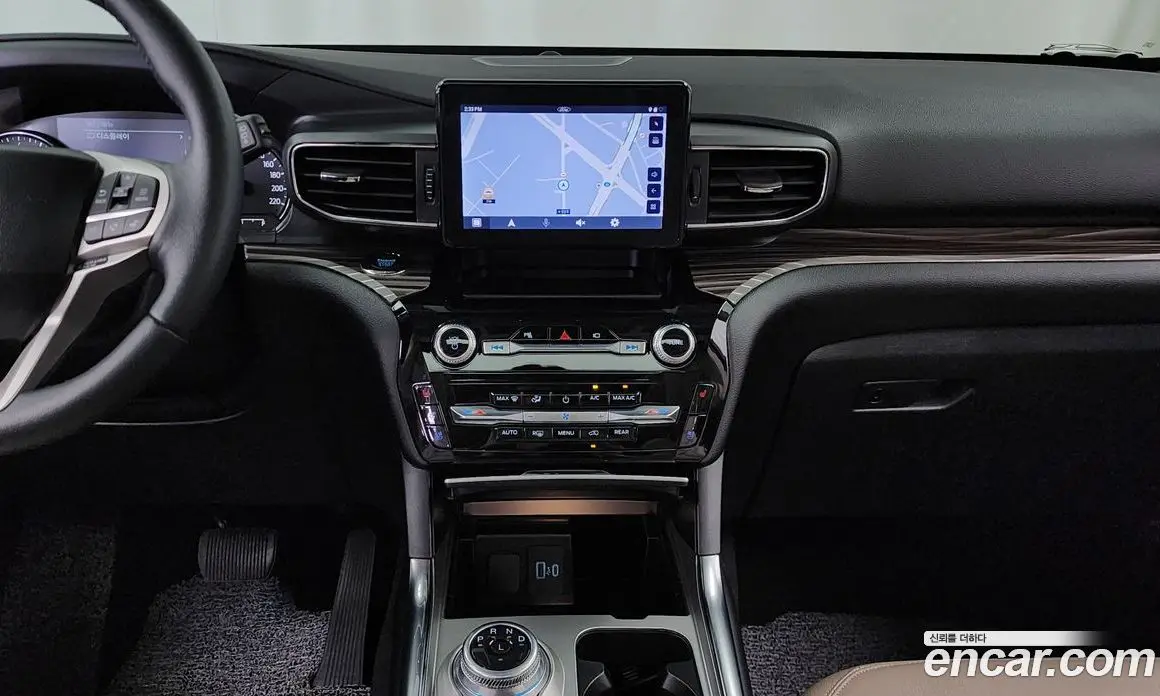 Ford Explorer 2023 2.3 автомат (гидро), фото 20