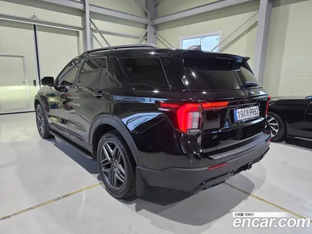 Ford Explorer 2025 2.3 автомат (гидро), миниатюра 4