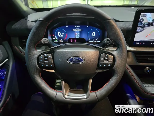 Ford Explorer 2025 2.3 автомат (гидро), миниатюра 6