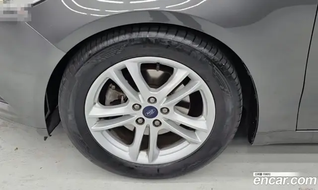 Ford Mondeo 2015 2.0 автомат (гидро), миниатюра 5 Ford Mondeo 2015 2.0 автомат (гидро), миниатюра 5