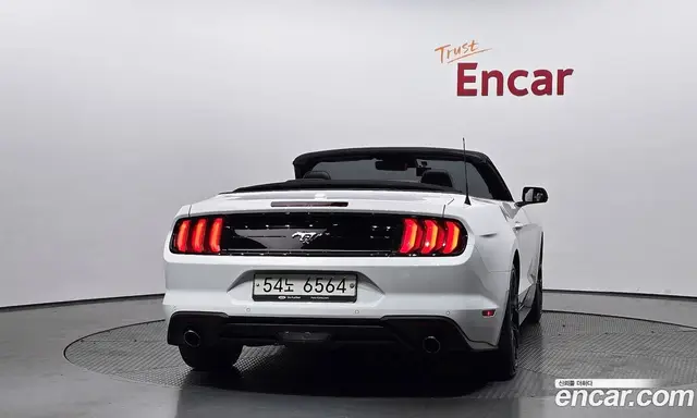 Ford Mustang 2018 2.3 автомат (гидро), миниатюра 4