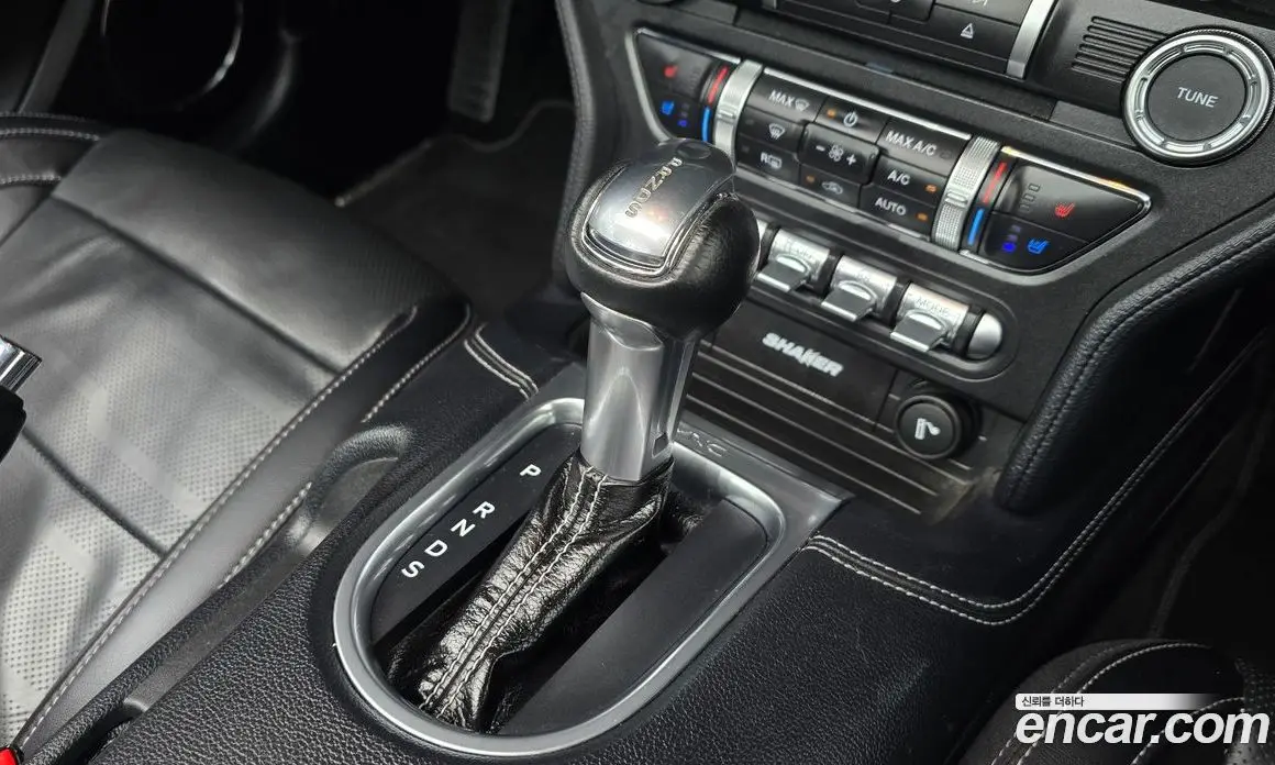 Ford Mustang 2018 2.3 автомат (гидро), фото 9