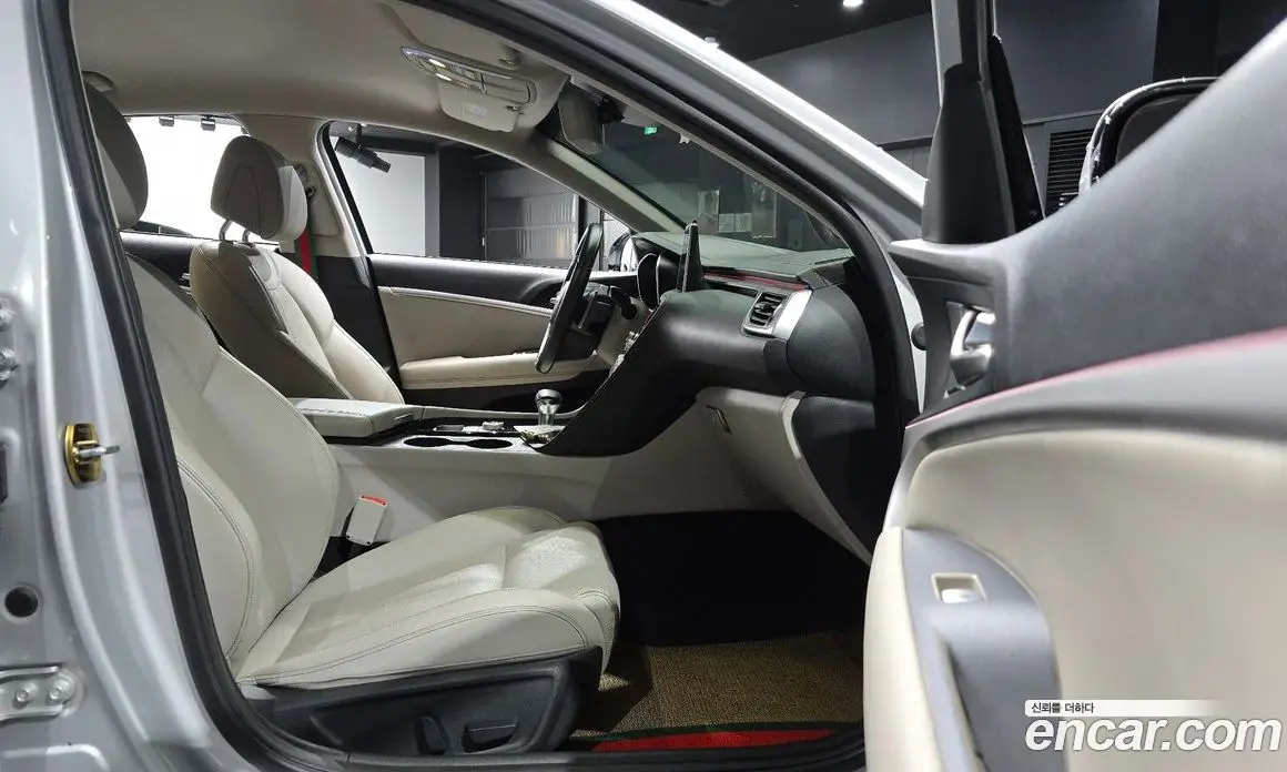 Genesis G70 2018 2.0 автомат (гидро), фото 16