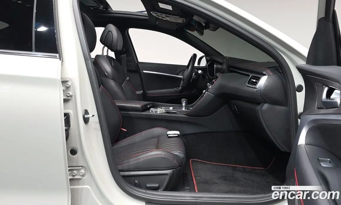 Genesis G70 2024 2.5 автомат (гидро), фото 15