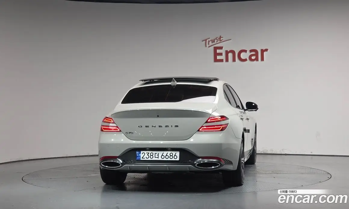 Genesis G70 2024 2.5 автомат (гидро), фото 3