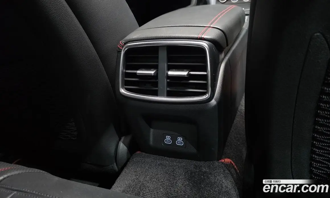 Genesis G70 2024 2.5 автомат (гидро), фото 29