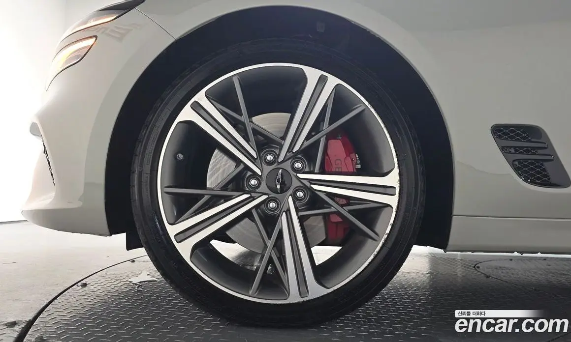 Genesis G70 2024 2.5 автомат (гидро), фото 4