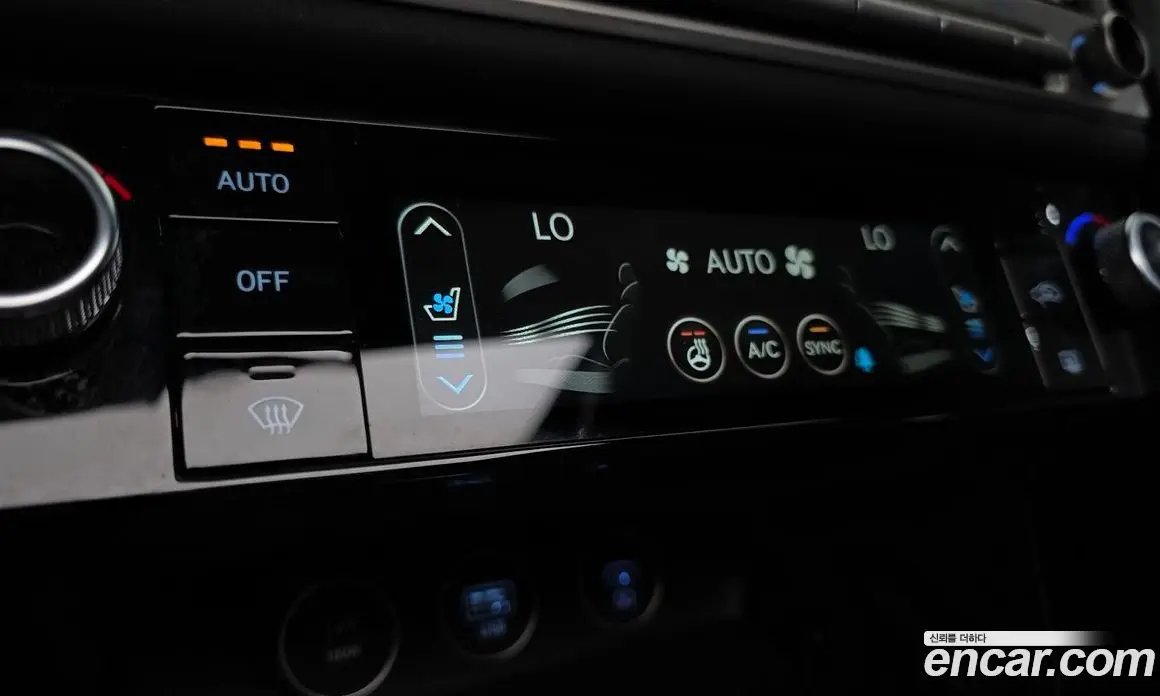 Genesis G70 2024 2.5 автомат (гидро), фото 32