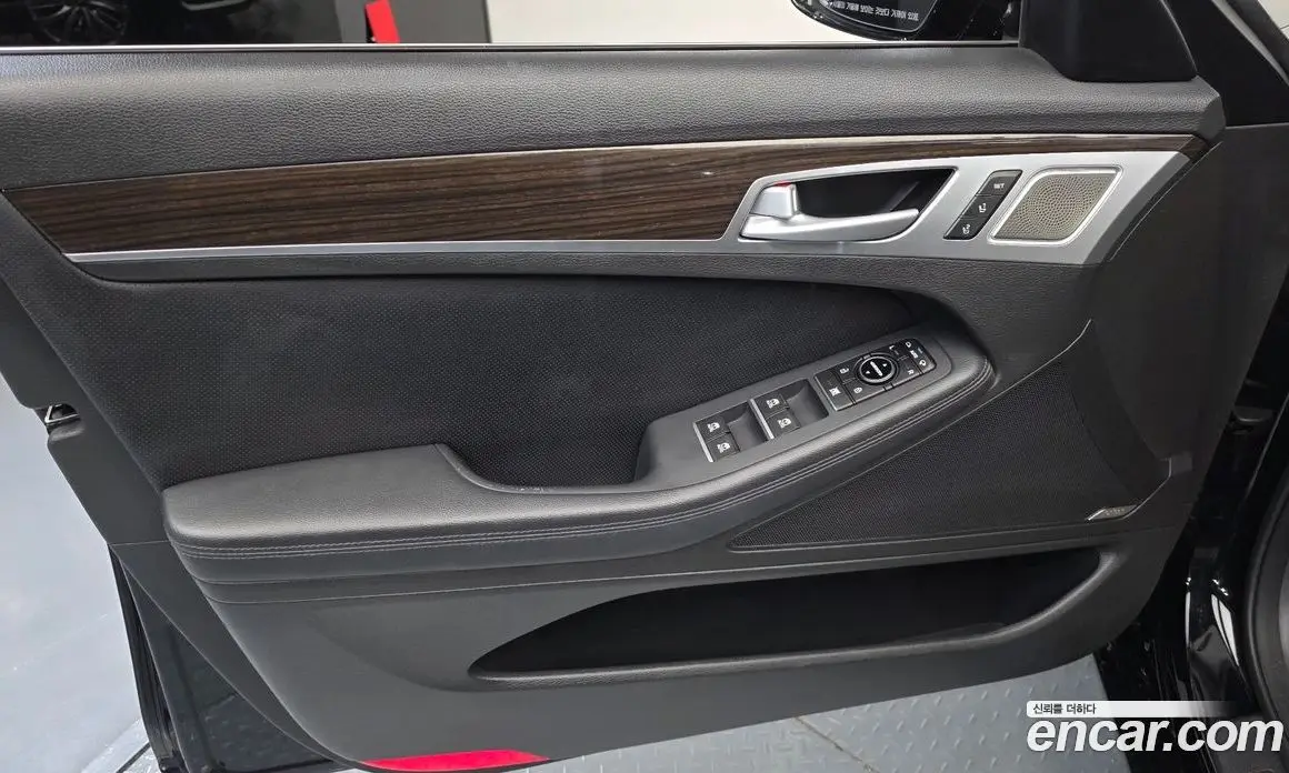 Genesis G80 2017 3.3 автомат (гидро), фото 14