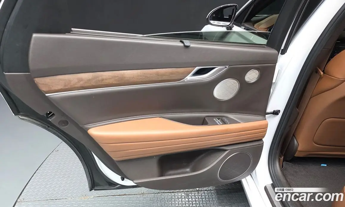 Genesis G80 2022 0.2 автомат (гидро), фото 15