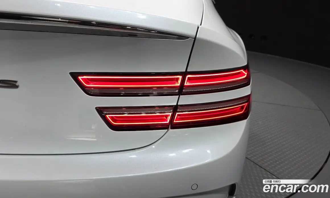 Genesis G80 2022 0.2 автомат (гидро), фото 9
