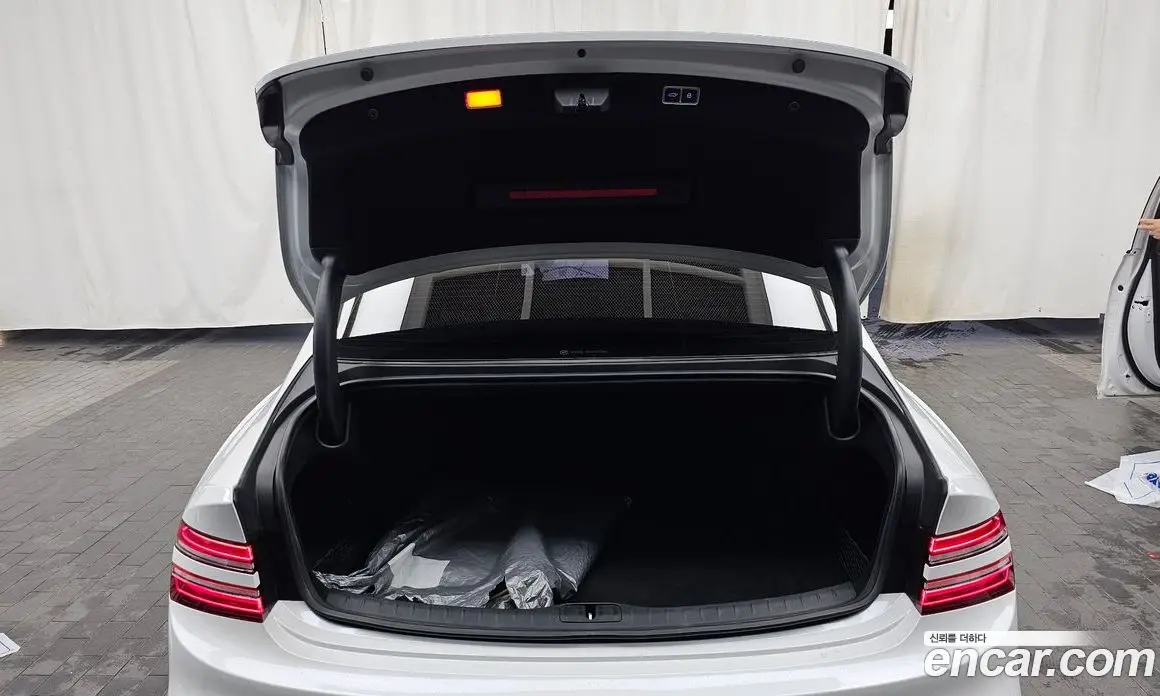 Genesis G80 2024 2.5 автомат (гидро), фото 26
