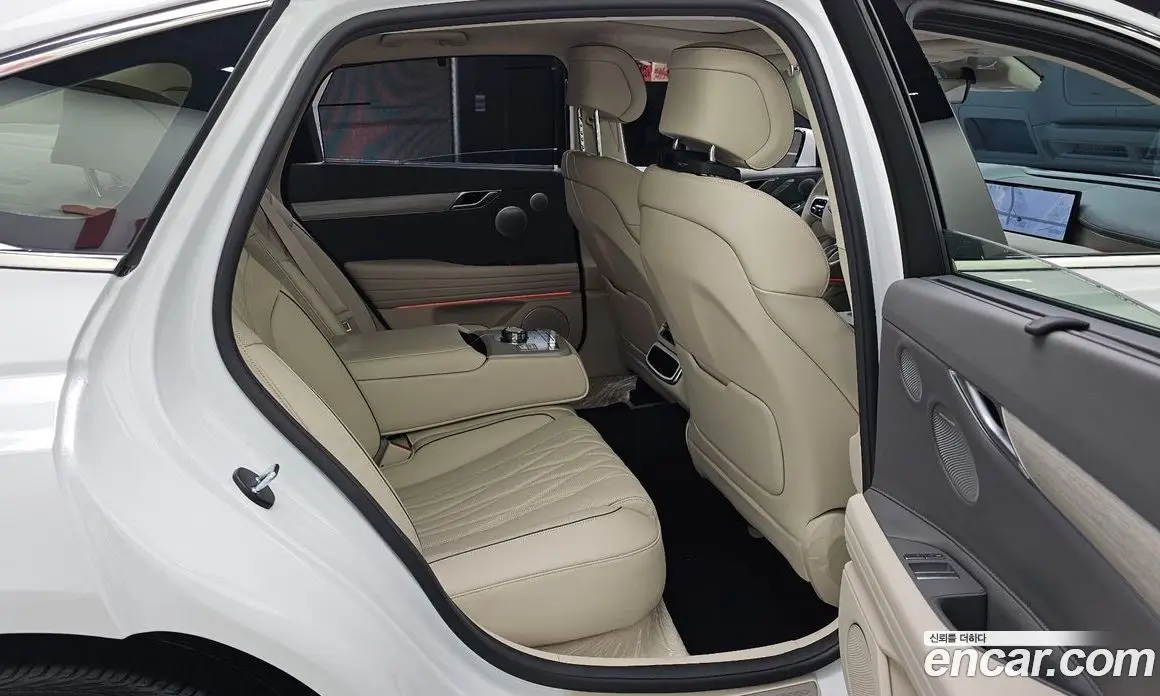 Genesis G80 2025 2.5 автомат (гидро), фото 17