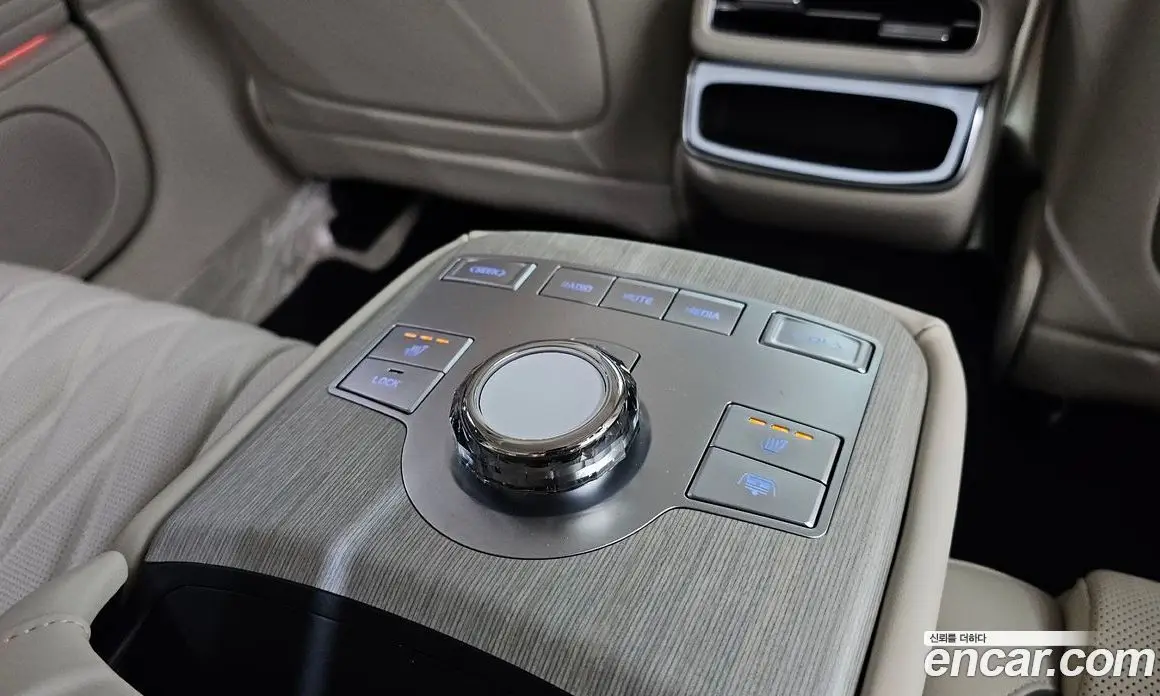 Genesis G80 2025 2.5 автомат (гидро), фото 24