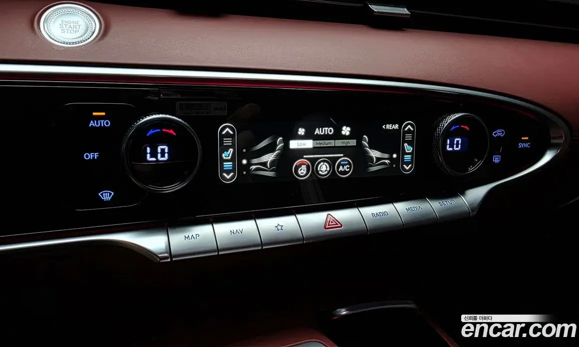 Genesis GV70 2021 2.5 автомат (гидро), фото 23
