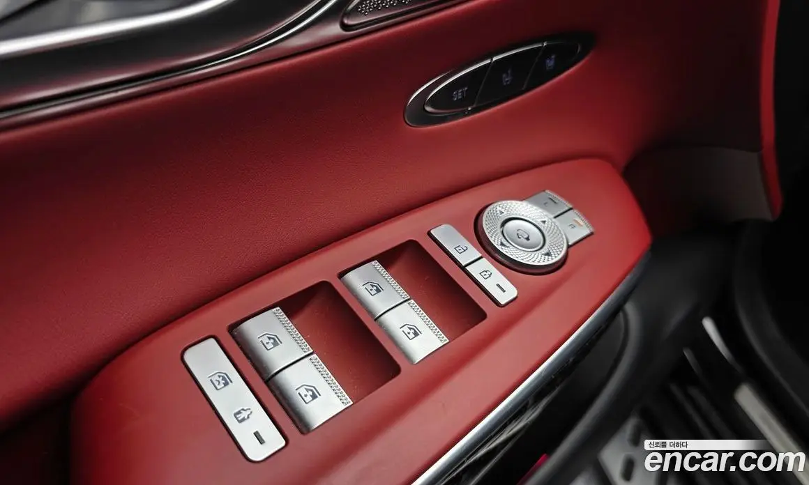 Genesis GV70 2021 2.5 автомат (гидро), фото 30