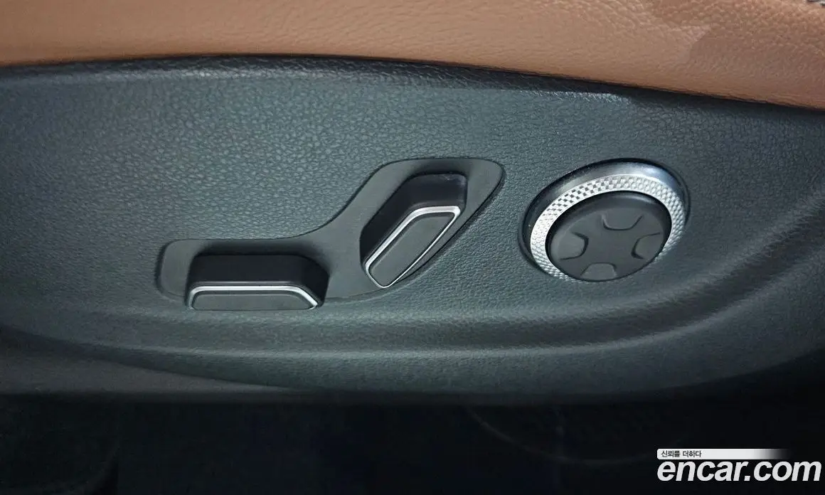 Genesis GV70 2022 2.5 автомат (гидро), фото 22
