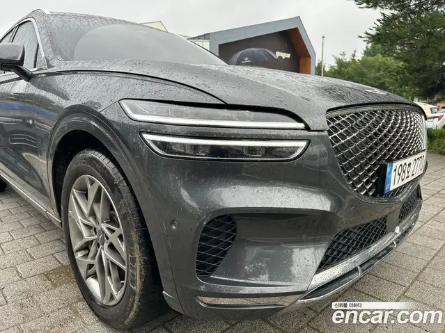 Genesis GV70 2023 2.5 автомат (гидро), миниатюра 1
