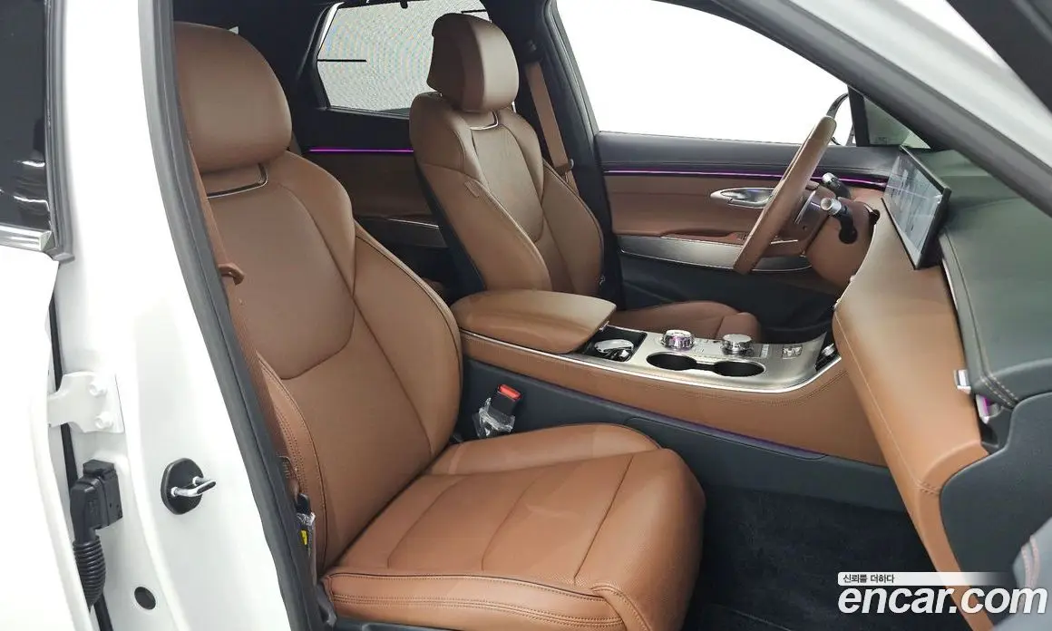 Genesis GV70 2025 2.5 автомат (гидро), фото 16