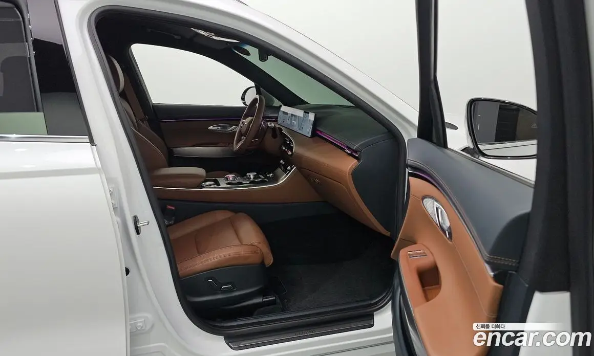 Genesis GV70 2025 2.5 автомат (гидро), фото 23