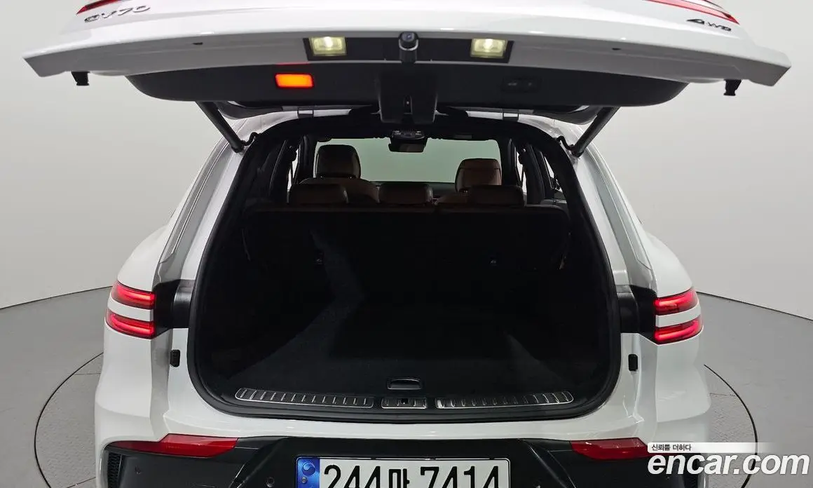 Genesis GV70 2025 2.5 автомат (гидро), фото 26