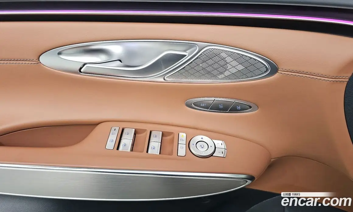 Genesis GV70 2025 2.5 автомат (гидро), фото 27