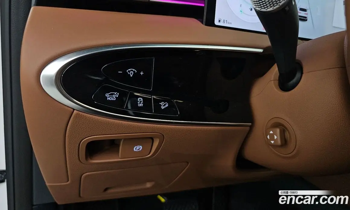 Genesis GV70 2025 2.5 автомат (гидро), фото 29
