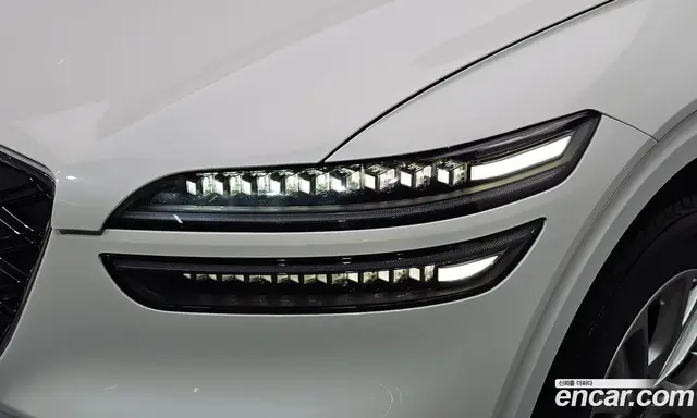 Genesis GV70 2025 2.5 автомат (гидро), миниатюра 8