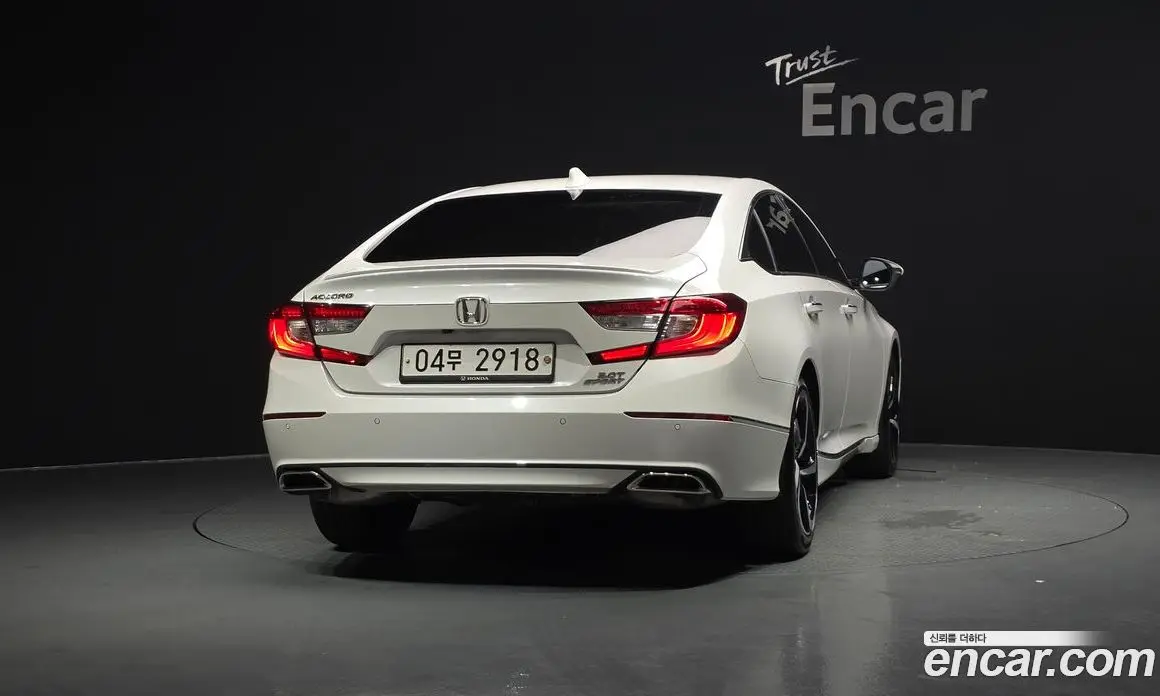 Honda Accord 2018 2.0 автомат (гидро), фото 4
