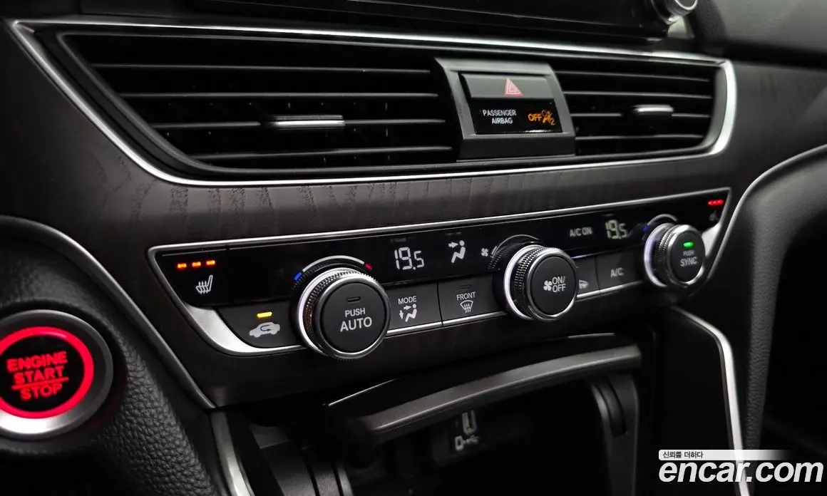 Honda Accord 2018 2.0 автомат (гидро), фото 31