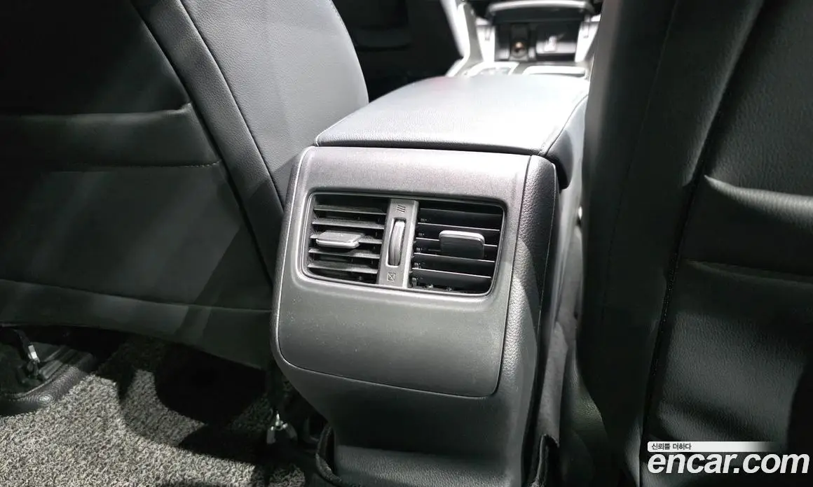 Honda Accord 2018 2.0 автомат (гидро), фото 33