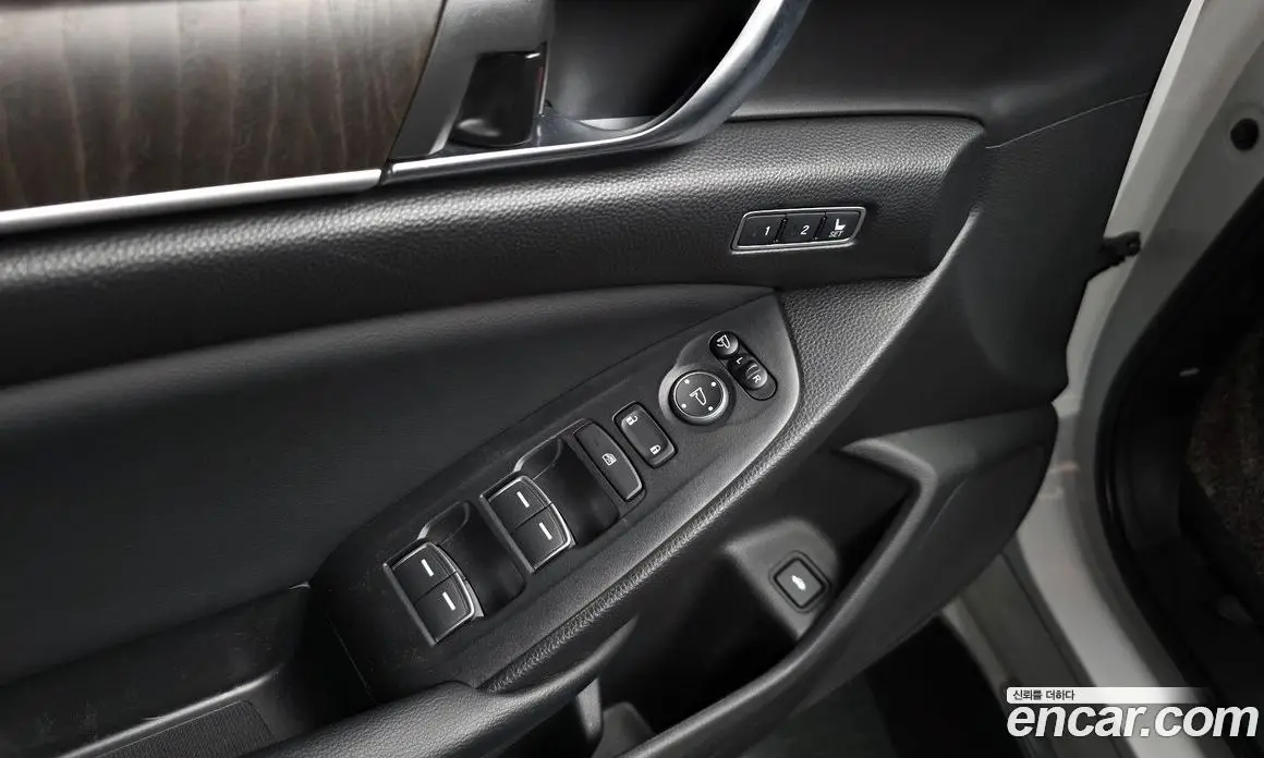 Honda Accord 2018 2.0 автомат (гидро), фото 38