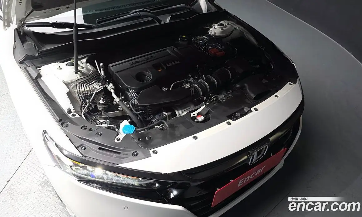Honda Accord 2018 2.0 автомат (гидро), фото 6