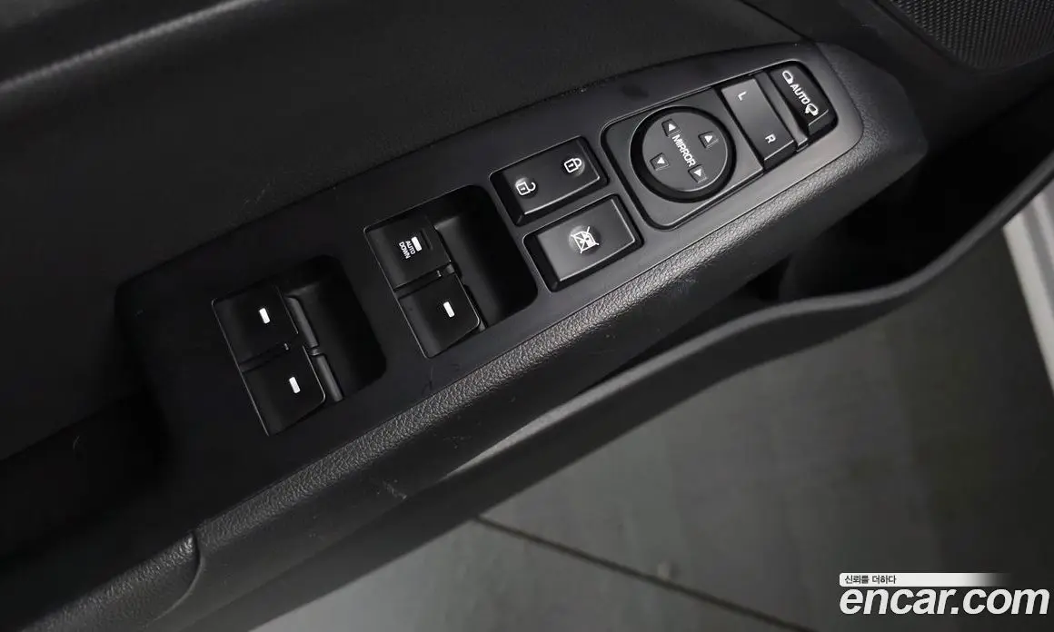 Hyundai Avante 2019 1.6 автомат (гидро), фото 28