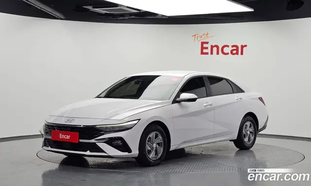 Hyundai Avante 2023 1.6 автомат (гидро), миниатюра 1